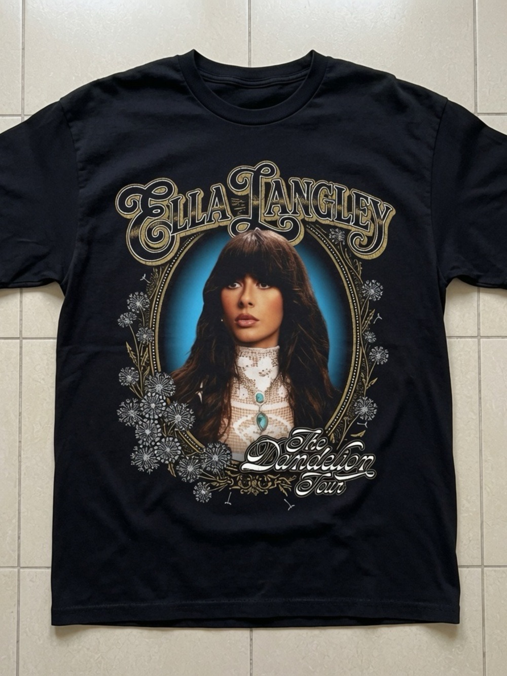 Ella Langley The Dandelion
Tour Graphic Tee